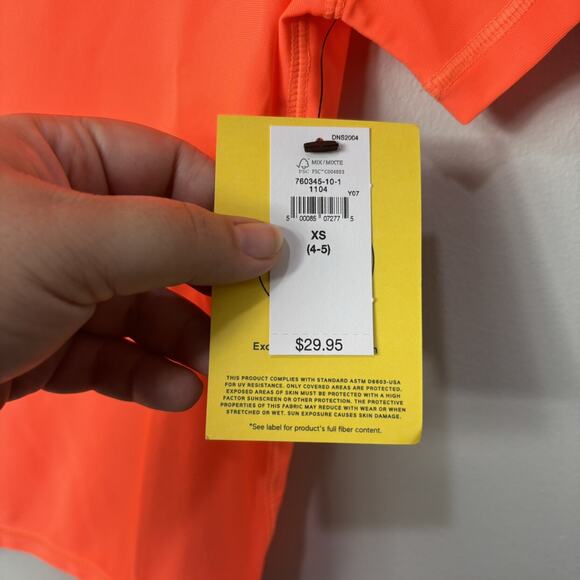 NEW! Gap Orange UV 50+ Tee - Picture 2 of 4